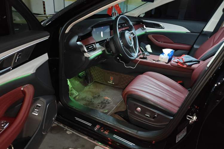 Used Hongqi H5 PHEV 2025 170 Super Hybrid Version Driver Seat