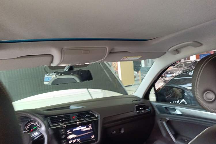 Used Volkswagen Tiguan L New Energy 2019 430 PHEV Hybrid Luxury Edition Headliner