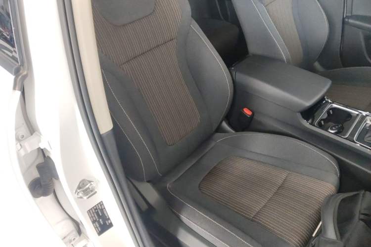 Used Bestune B70 2022 Third Generation 1.5T Automatic Enjoyment Version
