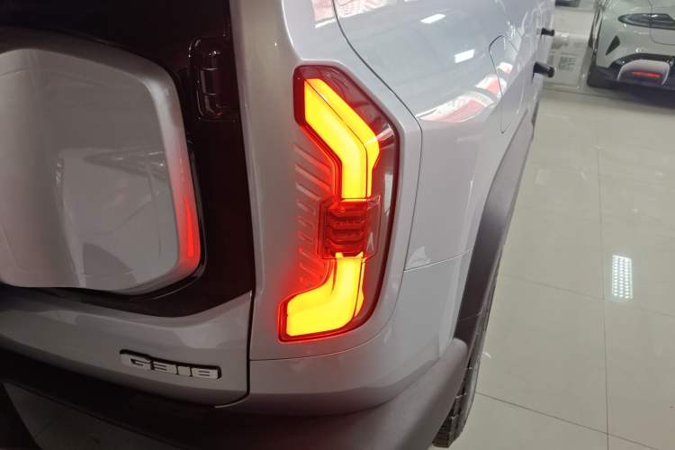 Used Deepal G318 2024 Four-Wheel-Drive Air Suspension Model