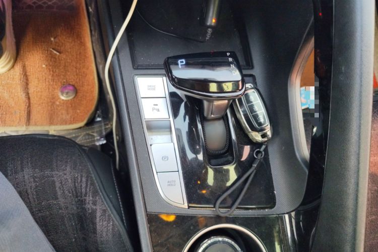 Used Hyundai Elantra 2021 1.5L CVT GLX Elite Edition
