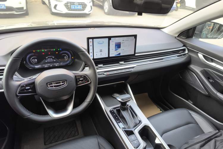 Used Geely Auto Emgrand 2023 4th Generation Champion Edition 1.5L CVT Luxury Model
