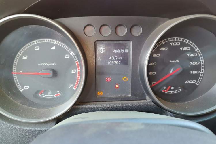 Used BAIC Off-Road BJ40 2014 2.4L Manual Cool Wilderness Edition Odometer Close Up