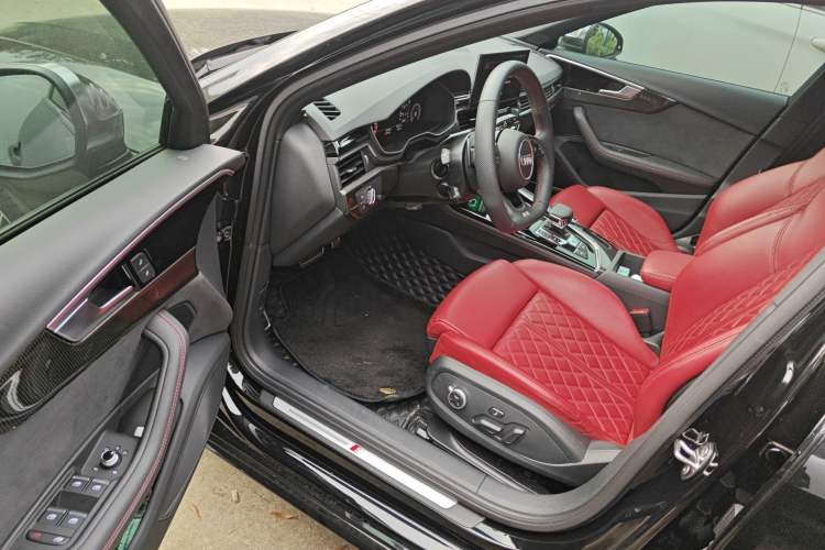 Used Audi S4 2024 S4 Avant 3.0TFSI Driver Seat