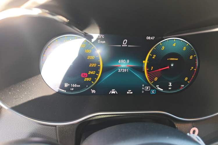 Used Mercedes-Benz GLC Coupe 2022 Refreshed GLC 300 4MATIC Coupe SUV