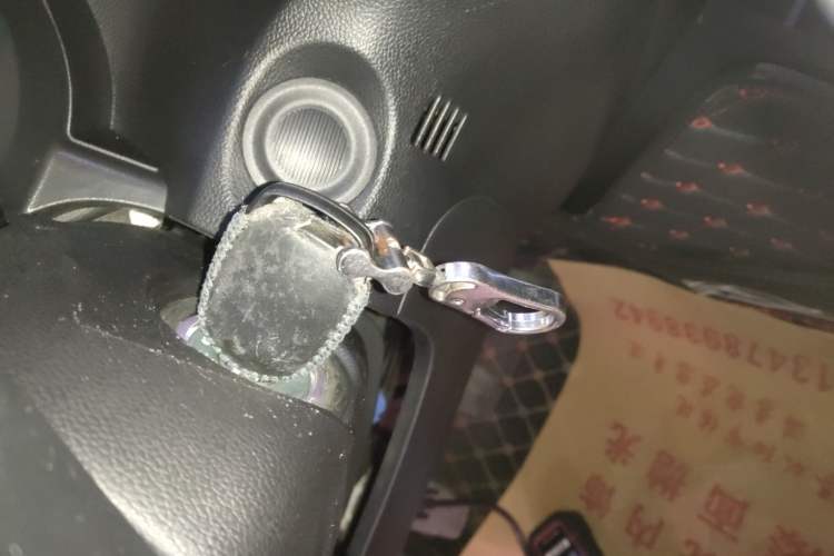 Used CHANGAN OSHAN X70A 2018 1.5L Manual Standard Edition