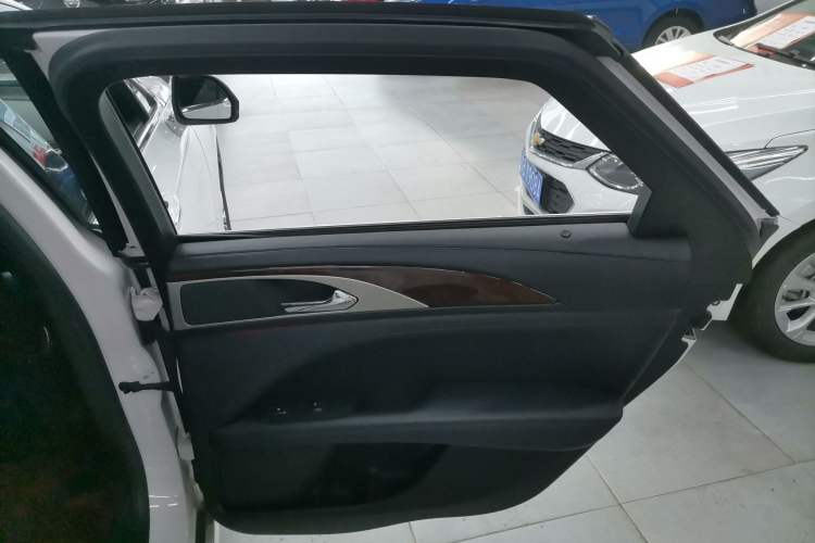 Used Lincoln MKZ 2018 2.0T Premium Edition