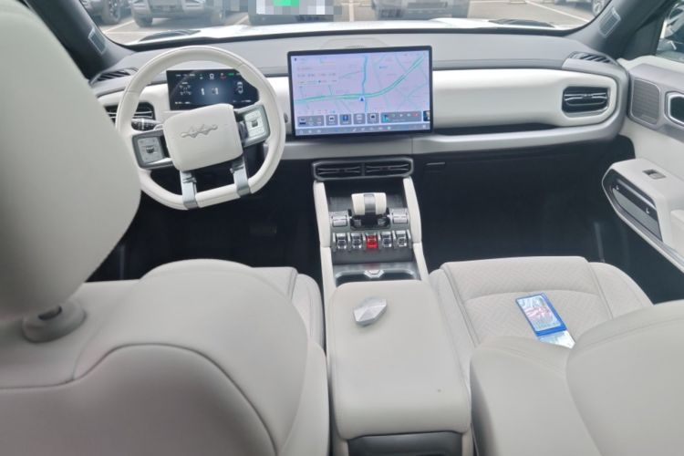 Used Formula Leopard Titanium 3 2025 501KM All-Wheel Drive Intelligent Driving Ultra Version