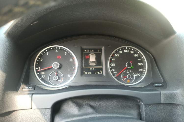 Used Volkswagen Tiguan L 2016 300TSI Automatic Two-Wheel Drive Luxury Edition