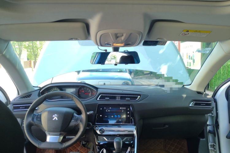 Used Peugeot 308 2018 1.6L Automatic Luxury Edition Headliner