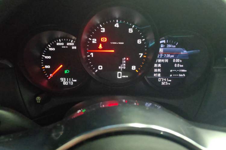 Used Porsche Macan 2014 Macan 2.0T Instrument Cluster