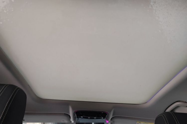 Used Land Rover Range Velar 2019 250 PS Headliner