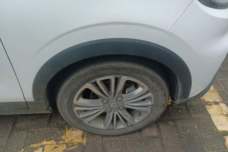 Used Leapmotor T03 2024 310 Comfort Edition Right Front Wheel Hub