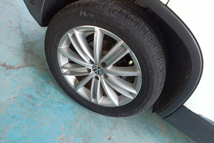 Used Volkswagen Tiguan 2015 2.0 TSI Comfort Edition