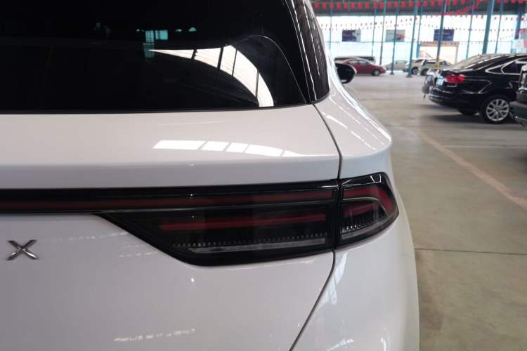 Used ARCFOX Alpha T6 2025 688MAX 175kW
