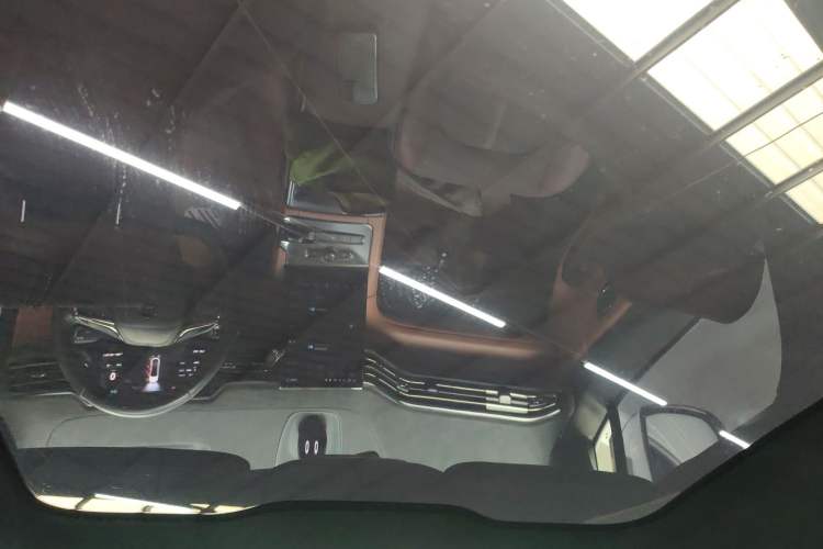 Used Nio EC6 2020 605 km Sport Edition Headliner