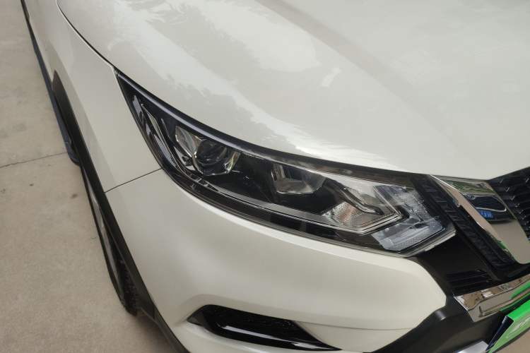 Used Nissan Qashqai 2019 2.0L CVT Smart Enjoyment Version Right Front Headlight