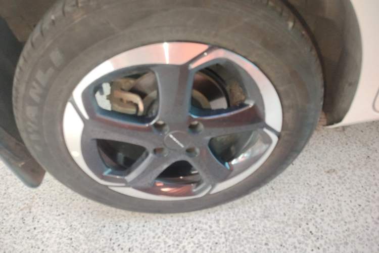 Used Dongfeng NAMMI 01 2024 New Edition 430 Max Smart+
