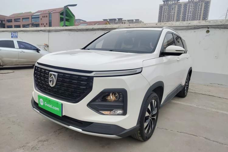 Used Baojun 530 2021 Global Car Anniversary Edition 1.5T Manual Luxury Model 6 Seats