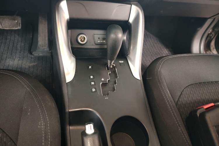 Used Hyundai ix35 2015 2.0L Automatic 2WD Comfort Edition China V Standard