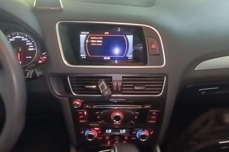 Used Audi Q5 2017 Plus 40 TFSI Technology Model
