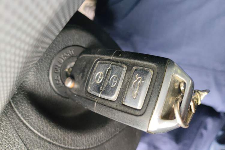 Used FAW Senya R7 2017 1.6L Manual Luxury Model