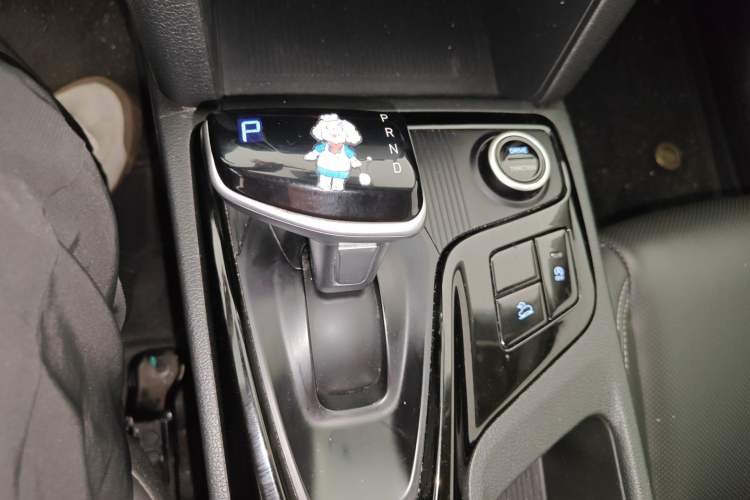 Used Hyundai ix35 2021 2.0L Automatic 2WD GLS Leading Edition Gear Lever