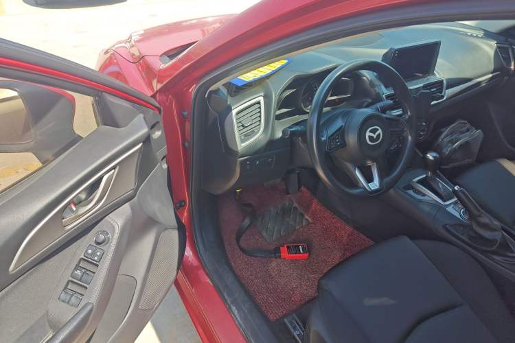 Used Mazda 3 Axela 2017 Sedan 1.5L Automatic Comfort Model Emission Standard China V