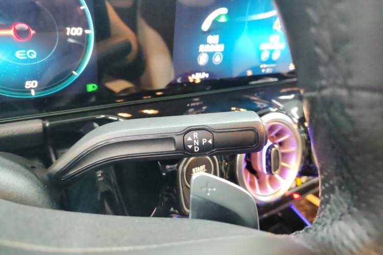 Used Mercedes-Benz EQA 2022 EQA 300 4MATIC Launch Edition
