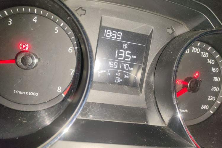 Used Volkswagen Bora 2014 1.6L Manual Fashion Edition
