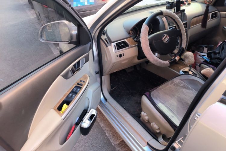 Used Buick Excelle 2015 1.5L Automatic Classic Model Driver Seat