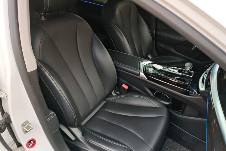 Used Geely Auto Emgrand GT 2020 1.5T MHEV Yaoxiang Edition
