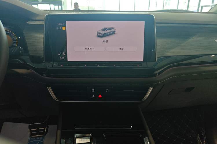 Used Volkswagen Viloran 2024 380TSI Premium Edition Audio And AC Panel