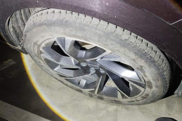 Used Lynk & Co 09 2021 2.0T Ultra Six-Seater
