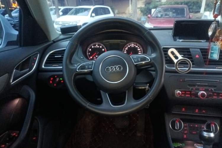 Used Audi Q3 2018 30th Anniversary Edition 30 TFSI Fashion Model