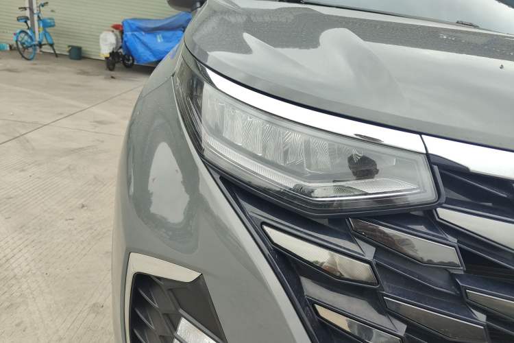 Used Hyundai Custo 2021 270TGDi Prestige LUX Right Front Headlight