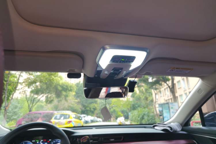 Used Hongqi H5 2023 2.0T Automatic Smart Connect Flagship Edition
