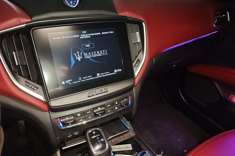 Used Maserati Ghibli 2019 3.0T Standard Version China V Emission Standard Audio And AC Panel