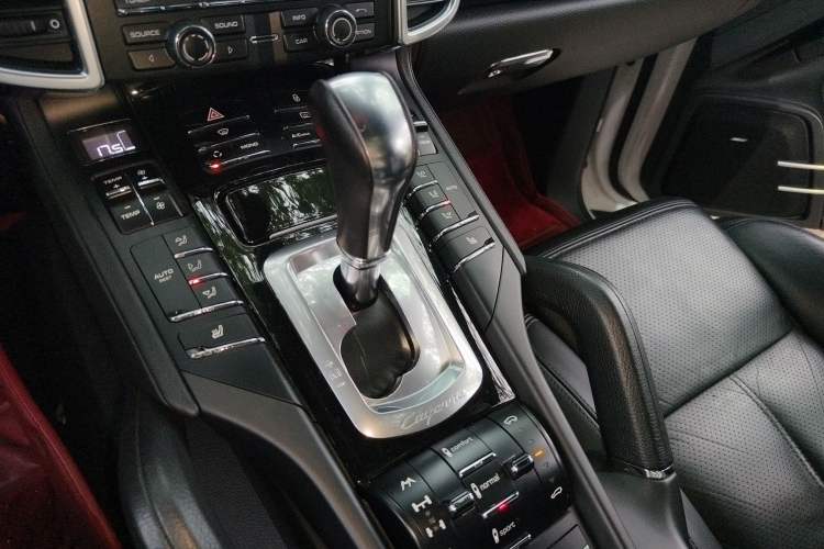 Used Porsche Cayenne 2011 Cayenne 3.0T
