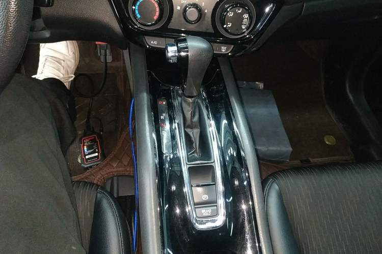 Used Honda Vezel 2019 1.5L CVT Pioneer Edition China VI
