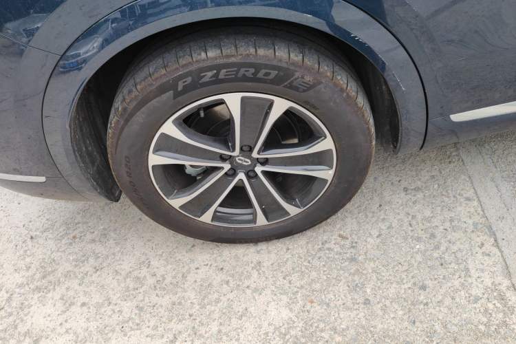 Used Hima AITO M7 2026 Model Range-Extending Pro+ All-Wheel Drive 5-Seater Version Exterior 2