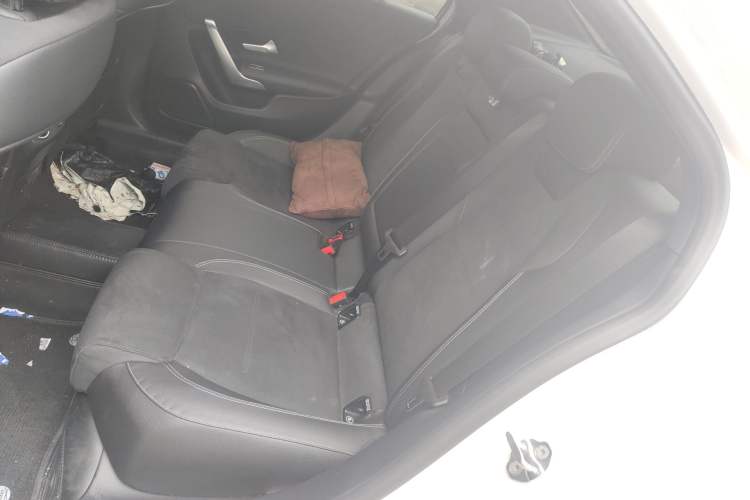 Used Mercedes-Benz A-Class 2022 Revised Version A 200 L Sport Sedan Fashionable Style