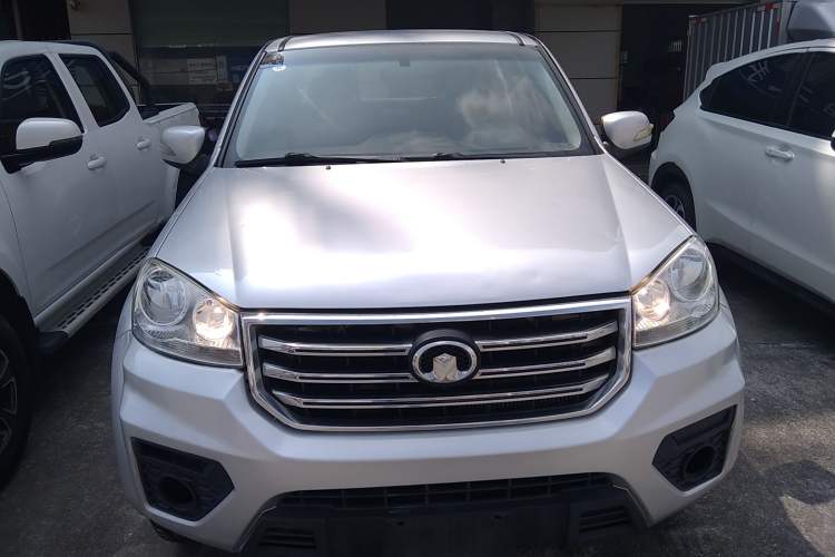 Used Great Wall Wingle 5 2017 2.0T European Version Diesel Two-Wheel Drive Advanced Large Double-Cab GW4D20E