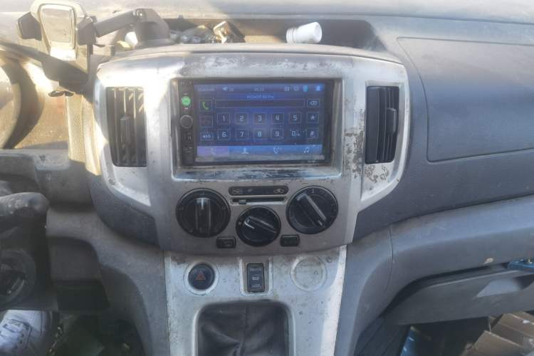 Used Nissan NV200 2011 1.6L 232 Seats Zunya Trim Audio And AC Panel