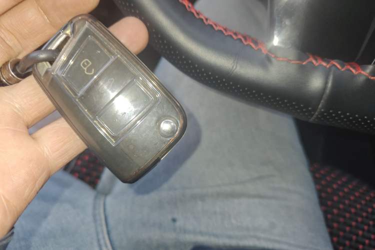 Used Volkswagen T-ROC 2020 280TSI DSG Two-Wheel Drive Comfort Version