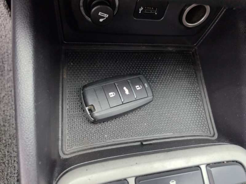 Used CHANGAN Eado 2016 1.6L GDI Automatic JingShang Model — 8
