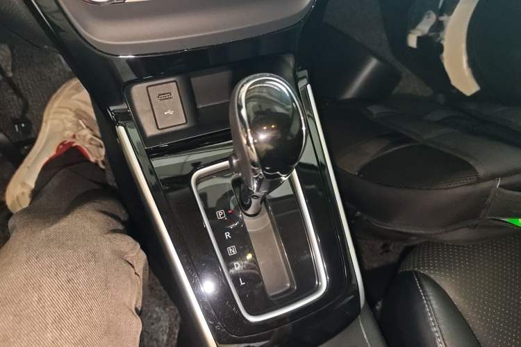 Used Nissan Sylphy 2019 1.6XV CVT Smart Connect Luxury Edition China VI Standard
