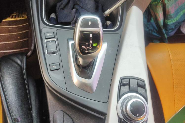 Used BMW 3 Series 2015 328Li xDrive Fashion Model
