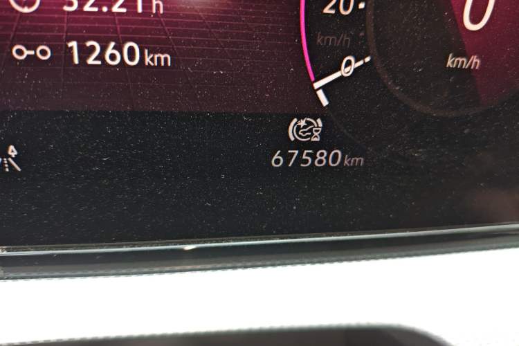 Used Volkswagen Lamando 2022 Lavida L 280TSI DSG Cool & Spicy Edition Odometer Close Up