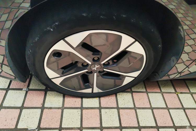 Used XPeng MONA M03 2024 620 with Ultra-Long Range
